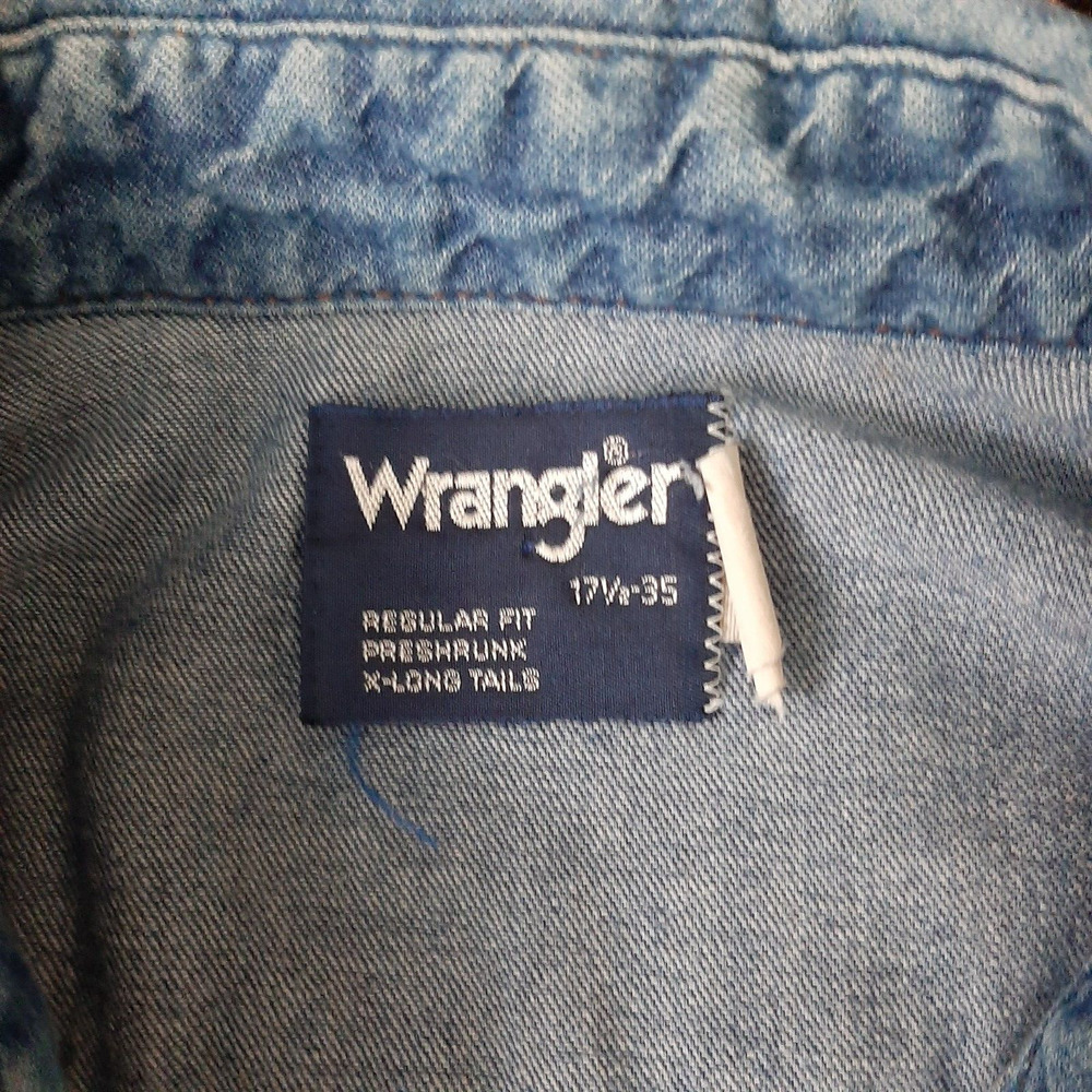 VTG Wrangler Denim Pearl Snap Western Shirt XL X-Long Tails 17 1/2 35 USA 90s - Picture 11 of 11